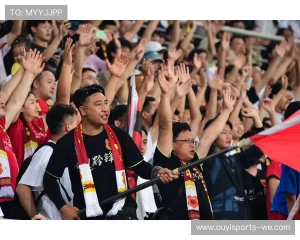 绿茵场上的精彩瞬间:年度足球高光集锦回顾 绿茵场上的精彩瞬间:年度足球高光集锦回顾